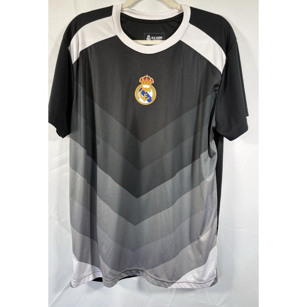 Real Madrid soccer football jersey size XL shirt polyester logo